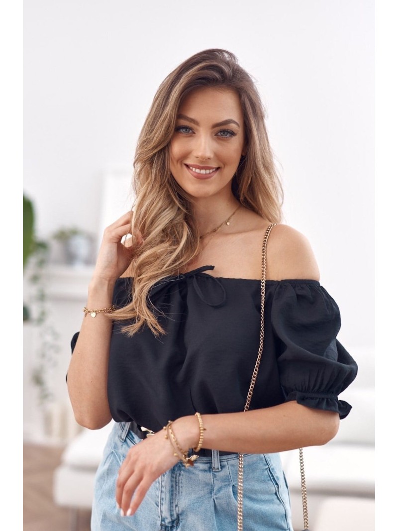 Kurze Bluse mit Rüschenausschnitt, schwarz MP29435 – Online-Shop – Boutique